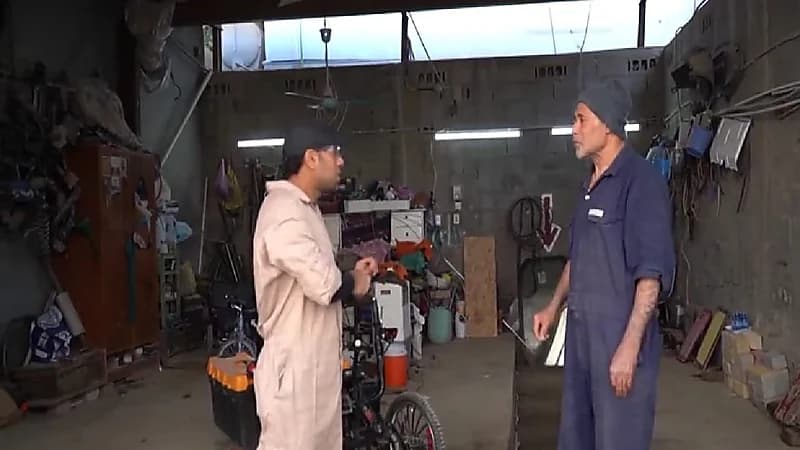 شاهد.. مواطن نحج في ابتكار ساعده على عدم دفع فواتير الكهرباء منذ ٧ أعوام