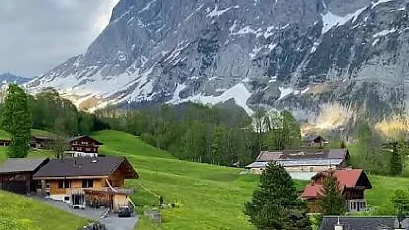 مصرع شخصين إثر انهيار ثلجي بجبال الألب