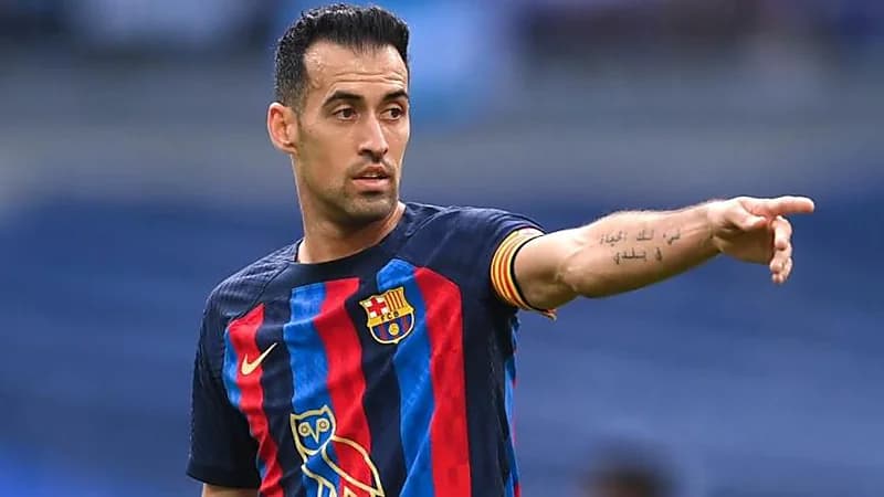 سيرخيو بوسكيتس يرحل عن برشلونة رسميا