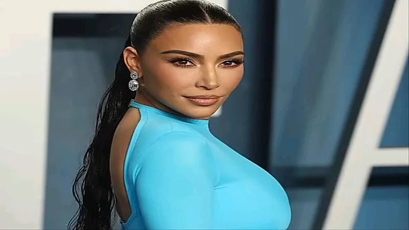 كيم كاردشيان في أحدث ظهور مع شيكاغو: "قطعة من قلبي"