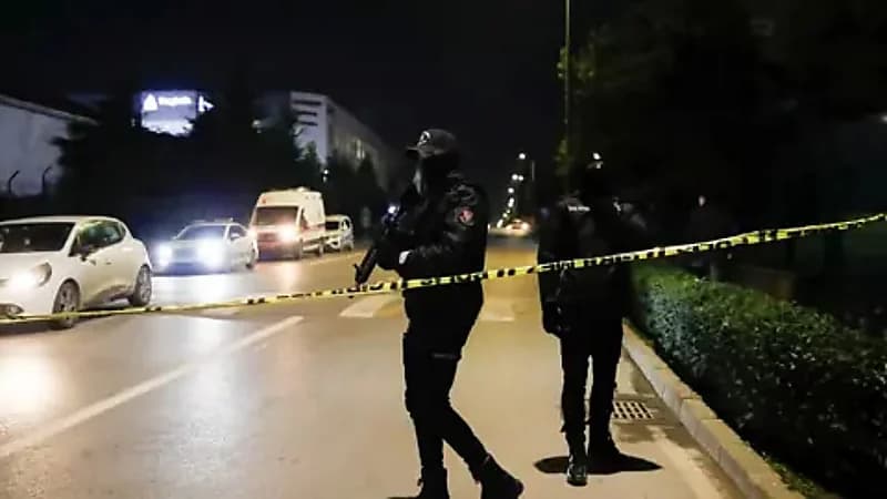 شاب يقتل أم لطفل ويدفنها بطريقة مروعة