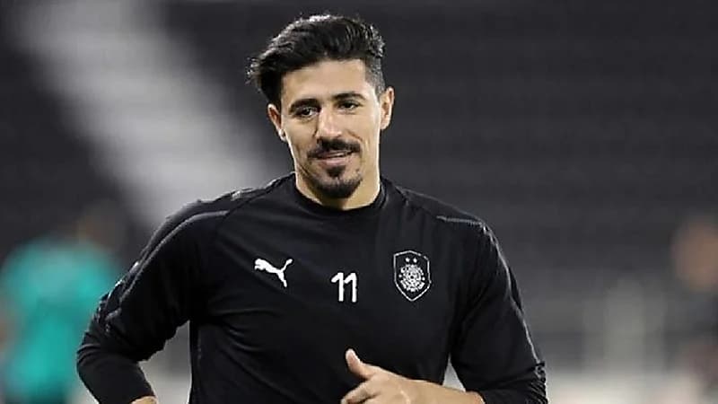 الأهلي يقترب من التوقيع مع بونجاح