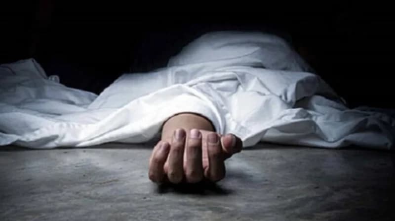 طفل يقتل والده بمسدس غير مؤمن