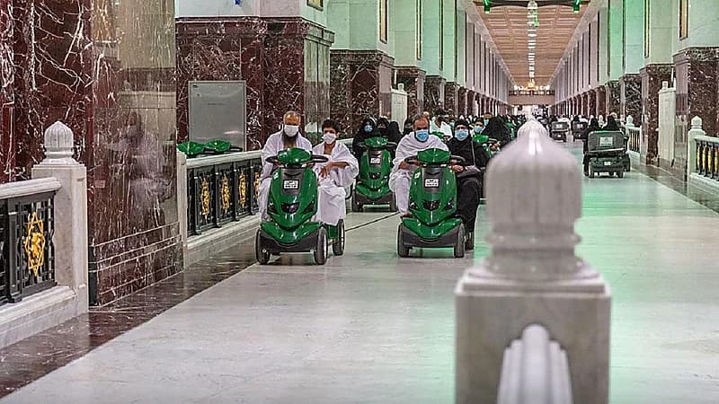شؤون الحرمين تتيح 4 مداخل إضافية لخدمة عربات التنقّل و5 آلاف عربة لخدمة كبار السن