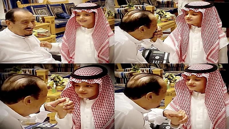 لقطات عفوية لخادم الحرمين مع حفيده الأمير عبدالعزيز بن خالد