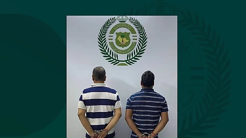 ضبط مقيمين لترويجهما أقراصا خاضعة لتنظيم التداول الطبي بتبوك