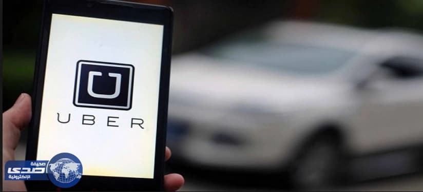 بالفيديو.. سائق أوبر يتنصت على راكب ويسرقه بحيلة ماكرة