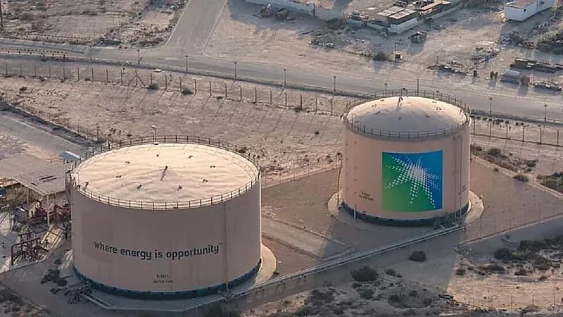 شاهد.. متى تم اكتشاف النفط بكميات تجارية في المملكة ؟