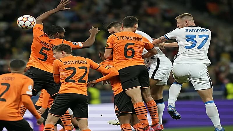 إنتر ميلان يتعادل سلبيًا مع شاختار الأوكراني