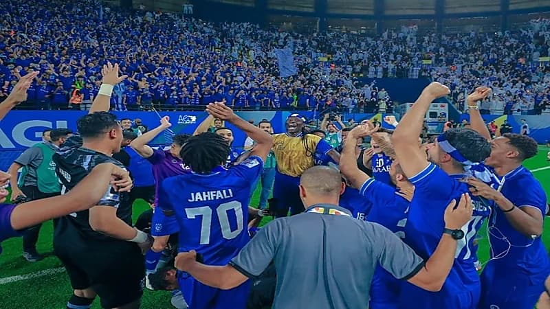 الهلال يواجه بوهانغ ستيلرز الكوري في النهائي الآسيوي
