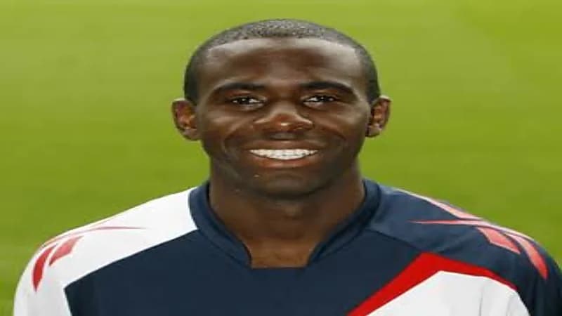 موامبا يبدي قلقه من انضمام إريكسن لنادي برنتفورد