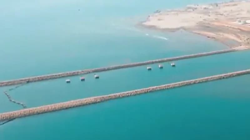 شاهد.. حقائق لا تعرفها عن أكبر محطة عائمة لتحلية المياه على مستوى العالم