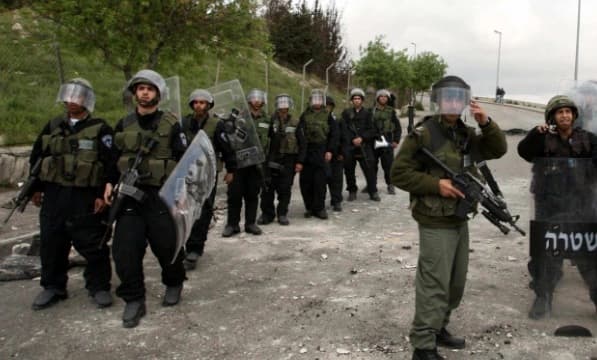 قوات الاحتلال الإسرائيلية تستهدف المزارعين جنوب قطاع غزة