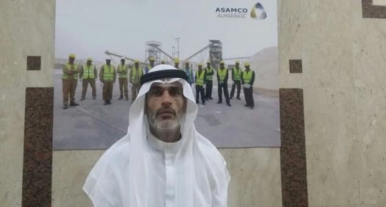 رجل اعمال سعودي يتبرع بسيارة لجمعية البر الخيرية بمركز الكر