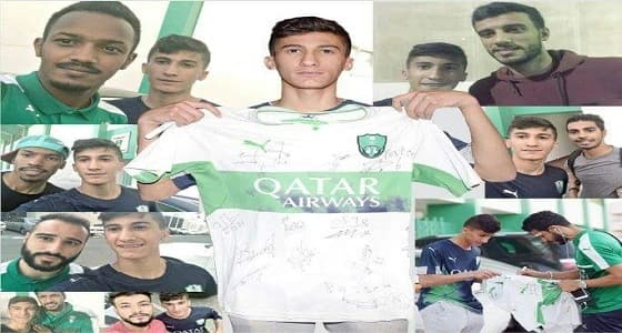 مشجع يقطع مسافة 900 كيلو متر من أجل الأهلي