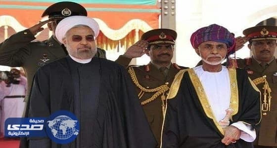 بالصور:السلطان قابوس يستقبل روحاني لدى وصله الى مسقط