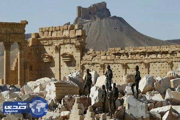 الأسد مدعوما بالطيران الروسي يسيطر على تدمر