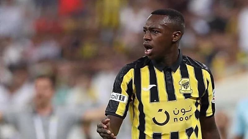 الاتحاد يقترب من تجديد تعاقده مع اللاعب سعود عبدالحميد