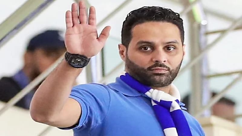 ياسر القحطاني يهنئ الهلال بعد فوزه على الطائي