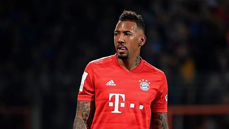 جيروم بواتينج مهدد بالسجن 5 سنوات لإعتدائه على زوجته