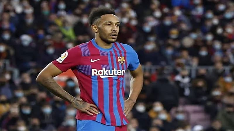 تشيلسي يغري برشلونة لخطف  أوباميانغ