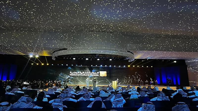 وزير الثقافة يعلن استحداث جائزة جديدة في مبادرة الجوائز الثقافية الوطنية