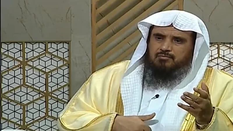 "الخثلان" يوضح حكم شراء الذهب عن طريق مواقع الإنترنت