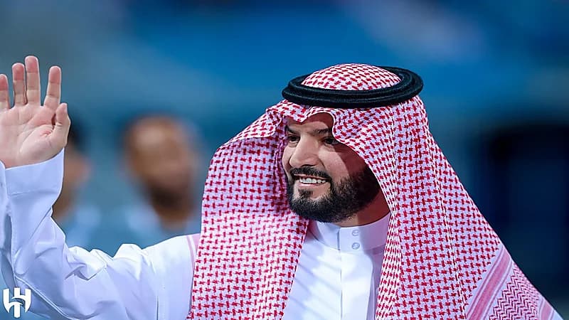 الهلال يستحوذ على 3 علامات تجارية