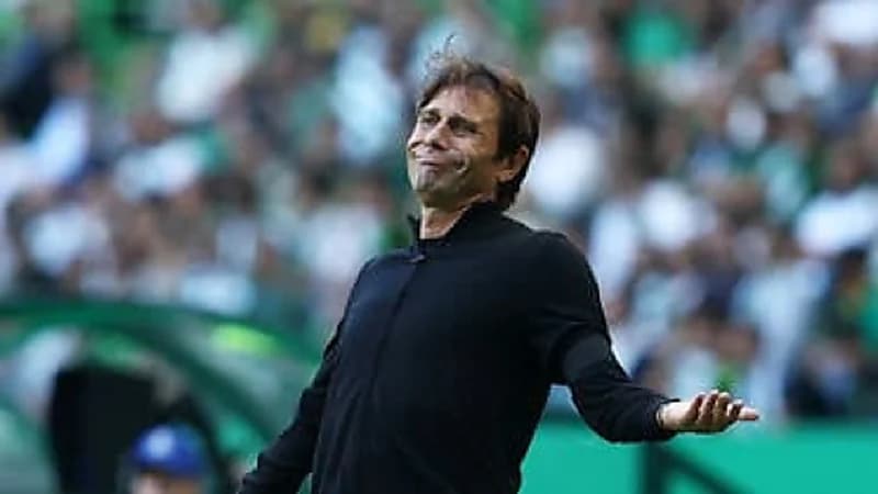 كونتي يفتح النار على سلطات كرة القدم بسبب كأس العالم