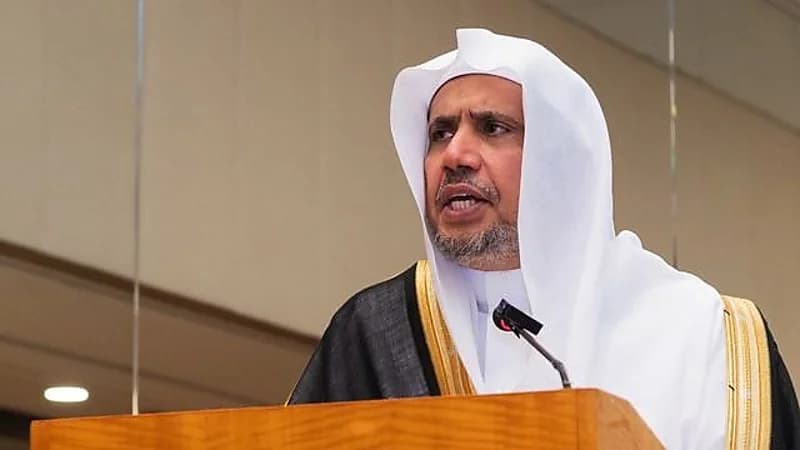 العيسى يندد بإقدام متطرفين على حرق نسخ من المصحف بدعوى حرية التعبير