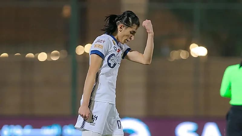 شوخان نور الدين تنفرد بصدارة هدافي دوري السيدات