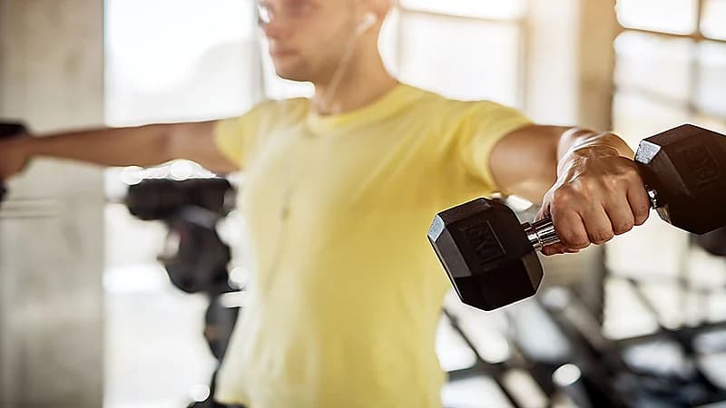 طبيب: ممارسة الرياضة داخل المنزل تبعدك عن الأمراض