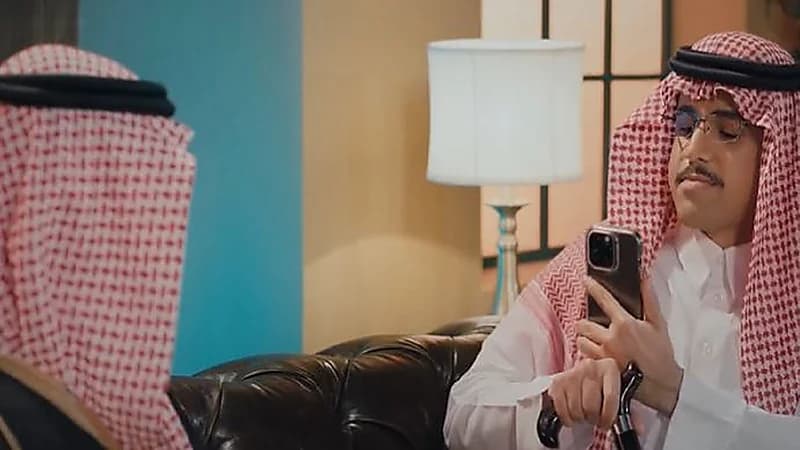 فيديو..تقليد الإعلامي محمد الدريم في ستوديو 23