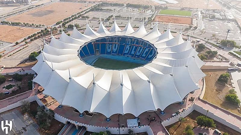 استاد الملك فهد يحتضن لقاء الهلال والكويت