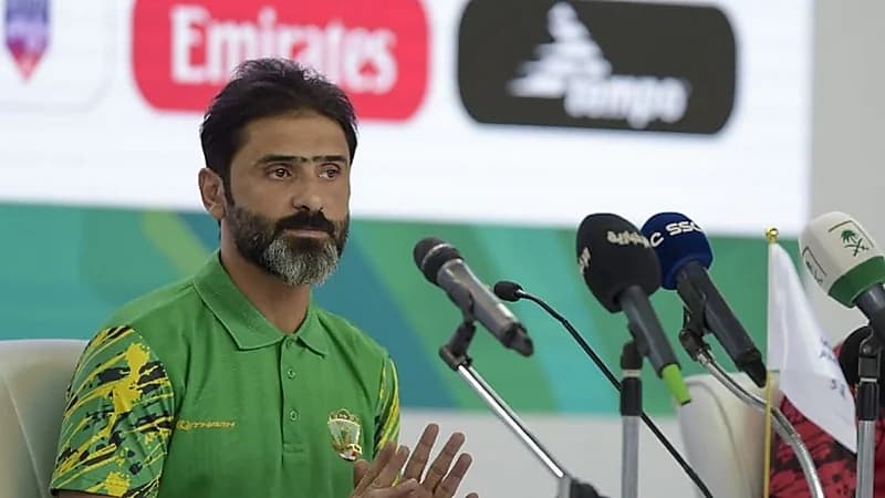 مدرب الشرطة العراقي يحذر : الأخطاء أمام النصر ستكلفنا الكثير