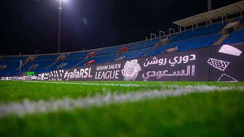 نقل مباراة الوحدة والأهلي وتعديل موعد 4 مباريات بـ روشن