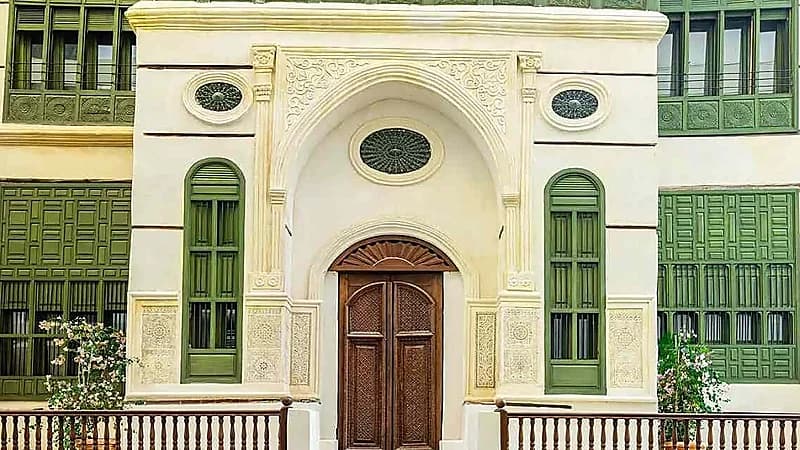 بنقوش عمرها 125 عاماً .. جولة في "بيت جوخدار" بعد إعادة ترميمه في جدة التاريخية .. فيديو