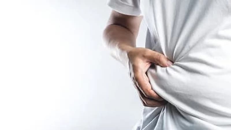 دراسة: دهون البطن قد تسرع إصابتك بالزهايمر!