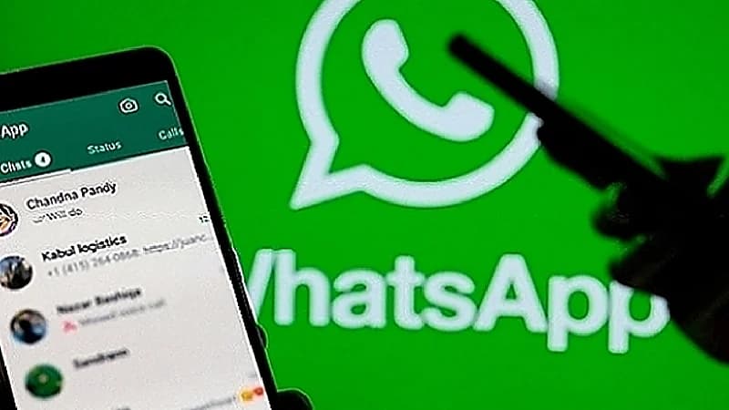 خبير تقني: ميزة الإضافة بقروبات واتساب قد تعرضك للاختراق.. فيديو