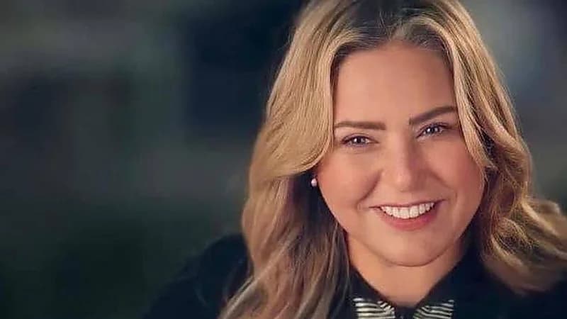 تصريح صابرين عن الحجاب يشعل الجدل: هل رفضت العودة أم أساءت التعبير؟