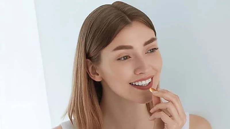 5 مكملات غذائية فعالة في ترطيب البشرة ومنع جفافها