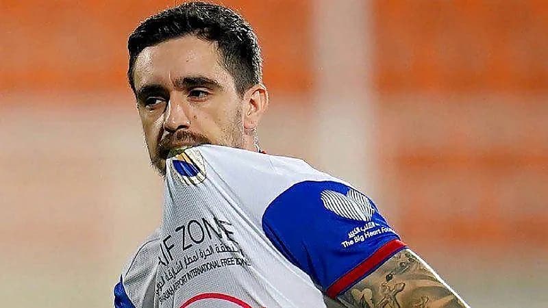 الشارقة يتعاقد مع لاعب الاتحاد السابق