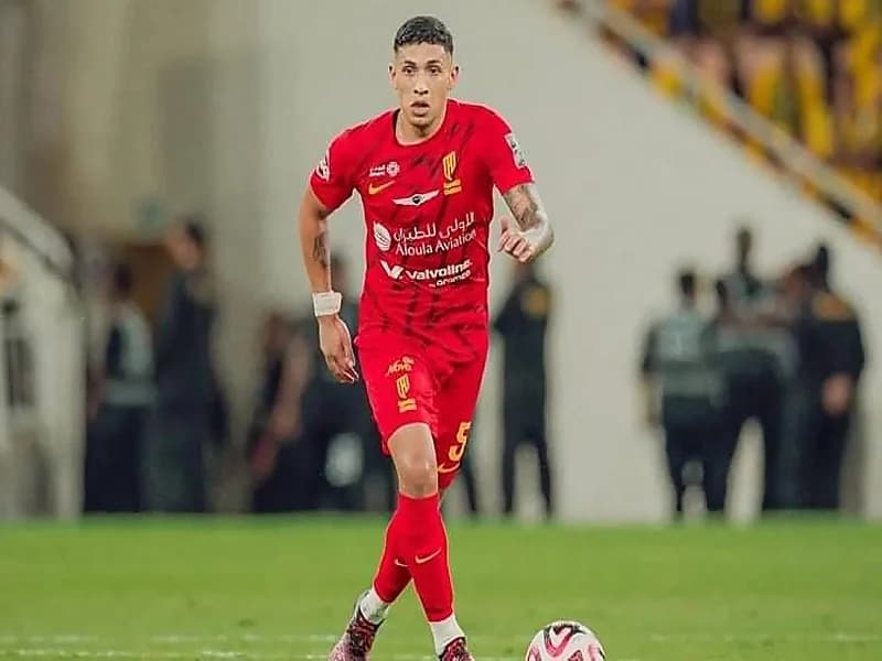 القادسية يفاوض ريال سوسيداد لبيع إيكي فيرنانديز مقابل 20 مليون يورو