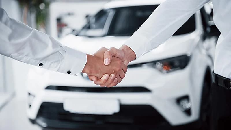 8 شروط لاستخراج ترخيص نشاط تأجير السيارات عبر التطبيقات