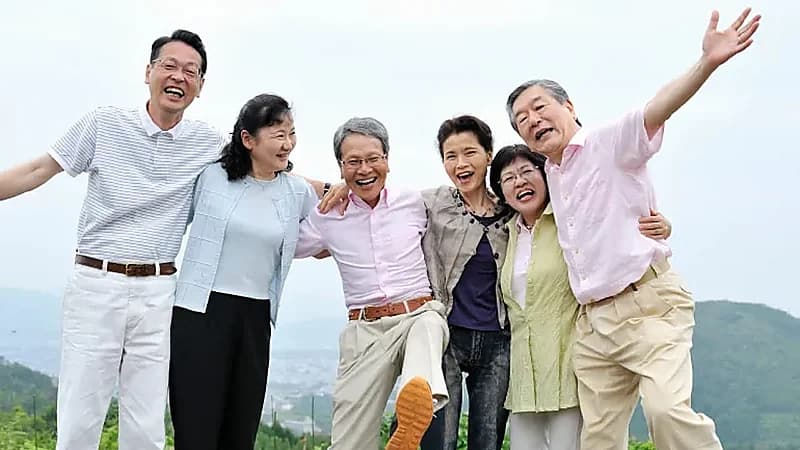 الأحمدي يكشف وصفة اليابانيين لطول العمر ومقاومة الاكتئاب .. فيديو