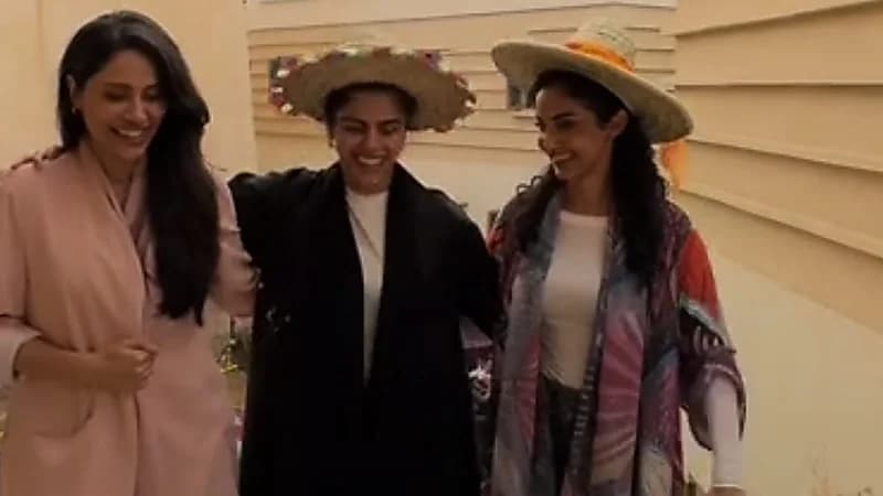 نجمات شارع الأعشى يُبدعن في العرضة الجنوبية من قلب قرية المفتاحة  ..  فيديو