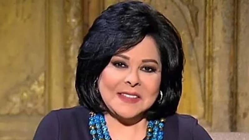 فجر السعيد لـ إسعاد يونس: اتركي الألعاب