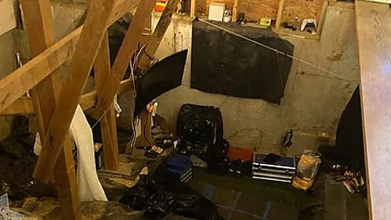 القبض على رجل عاش مختفيا بين جدران مبنى