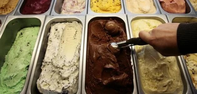5 أضرار قد تحدث عند تناول آيس كريم من السيارات المتجولة