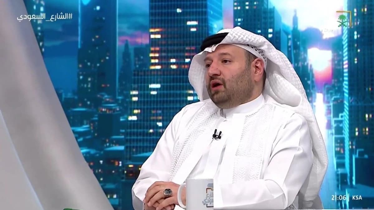 استشاري يحذر من لسعات النحل.. فيديو